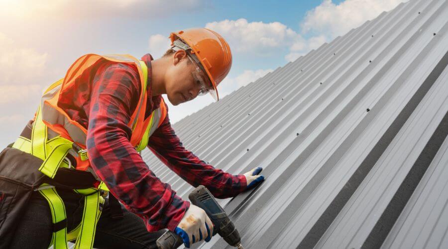 Expert new roof installation services in Borden, IN